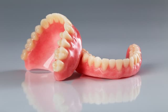 Complete Denture Prosthesis
